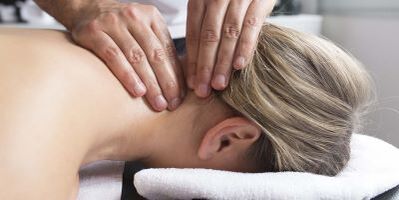 pagmasahe sa liog alang sa cervical osteochondrosis